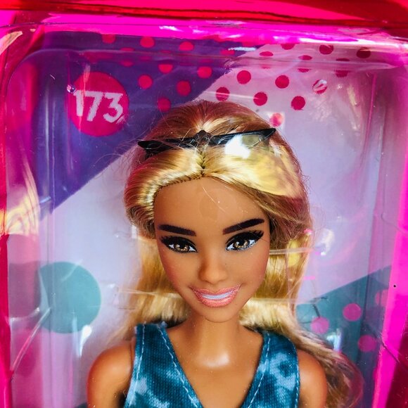 New in Box-Mattel-Barbie Fashionistas Doll #173 Tie-dye Shorts Romper Sunglasses - Picture 6 of 12